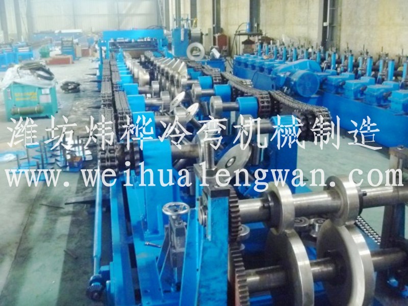 1554509956287601 关于轻钢龙骨机的装置步骤和简介