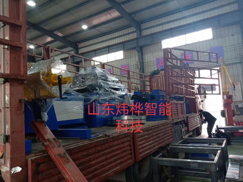 山东鹤壁客户配电箱出产线发货