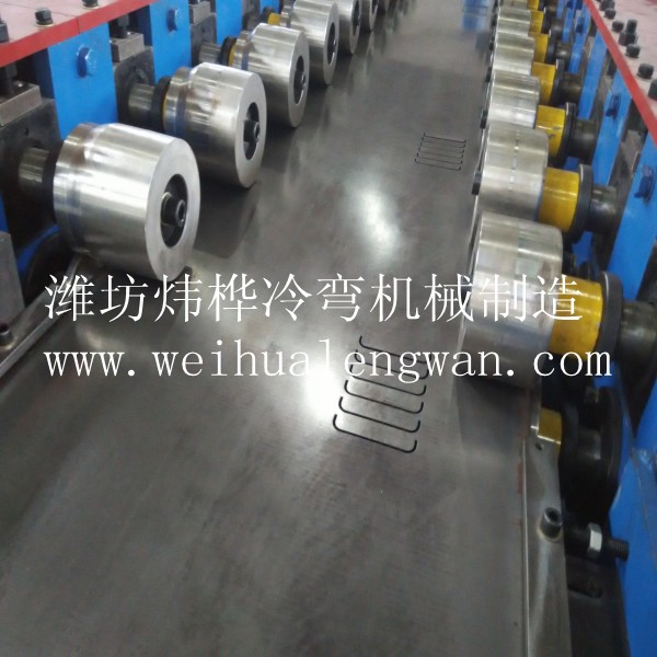 密集柜立柱自动出产线