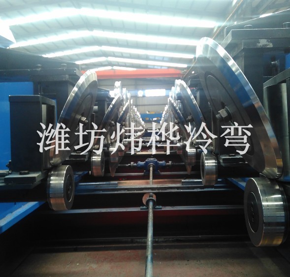 电缆桥架自动出产线