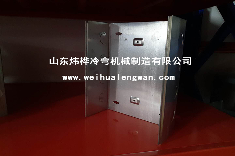 PZ30照明箱出产线