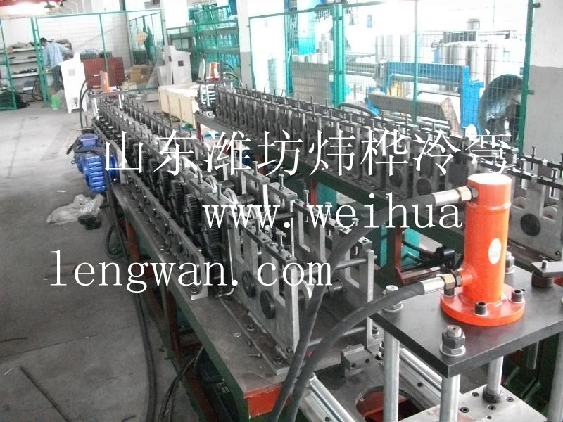 玻璃导槽自动出产设备