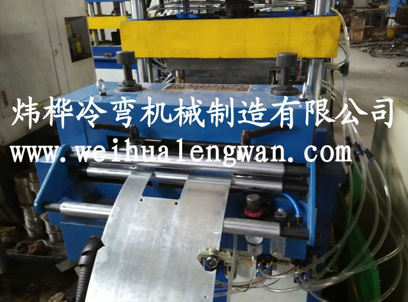 1569568868917406 多媒体箱出产线的特点及多媒体箱别称