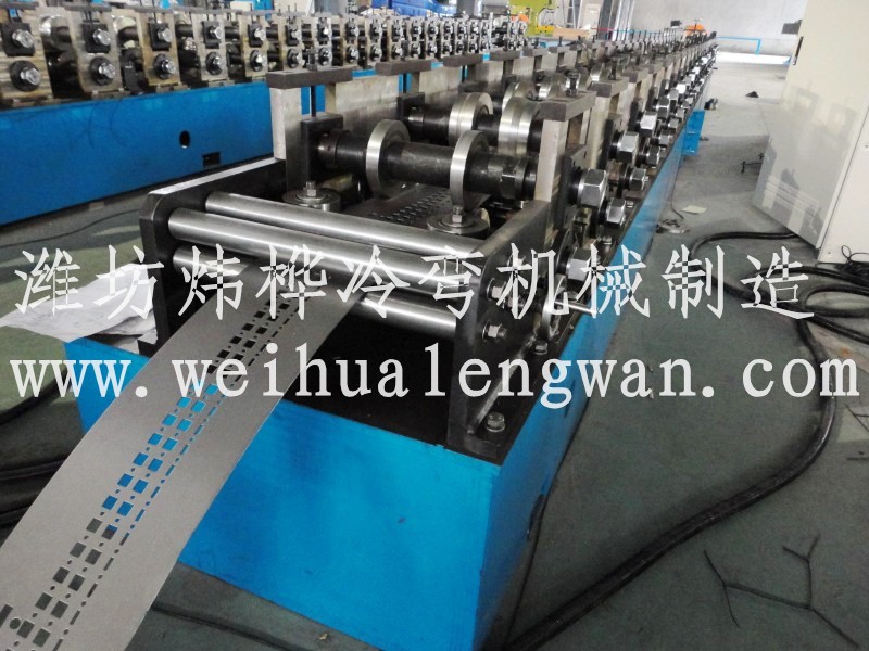 电器柜出产线的特点及电器柜简介