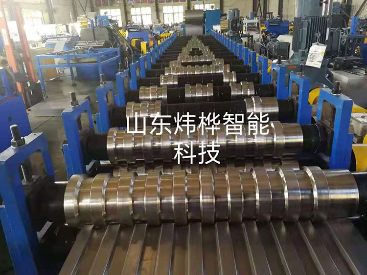 汽车车厢板成型出产线